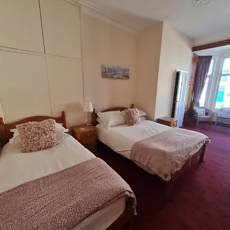 Kimberley House 惠特比