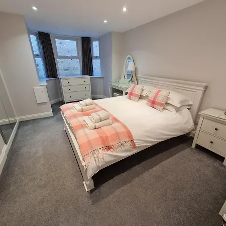 Kimberley House 4* Whitby