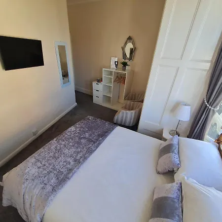 Kimberley House 4* ウィットビー