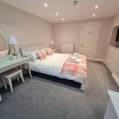 Pensionat Kimberley House 4*