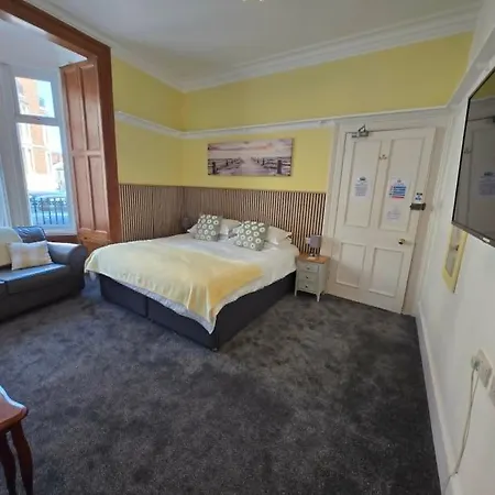Kimberley House 4*