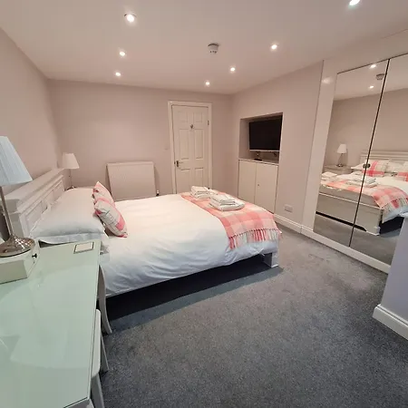 ゲストハウス Kimberley House ウィットビー